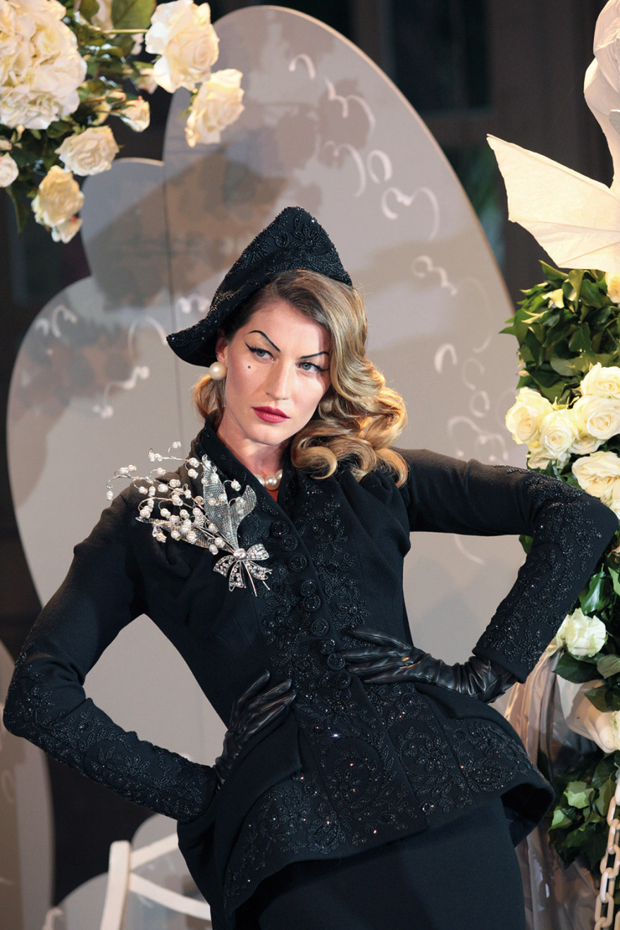 Ζιζέλ: Το πρόσωπο της ομορφιάς