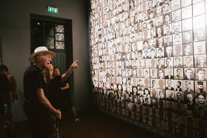 Μαξ Φον Σίντοφ: Το ρέκβιεμ του στην υποκριτική είναι μια ταινία για την σφαγή των Καλαβρύτων