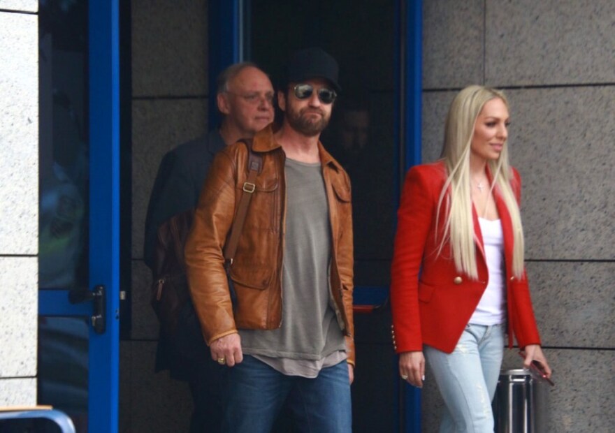 Ο Τζέραρντ Μπάτλερ έφτασε στην Αθήνα για την αφή της Ολυμπιακής Φλόγας  