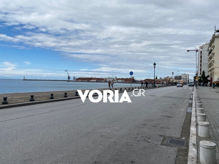 Κορωνοϊός στη Θεσσαλονίκη: Πεσμένη η κίνηση στο κέντρο της πόλης 