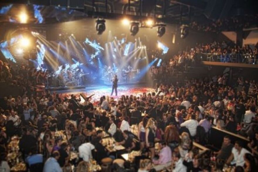 Κορωνοϊός: Λουκέτο σε κινηματογράφους, θέατρα, νυχτερινά κέντρα, γυμναστήρια - Ανοιχτά  τα Μουσεία