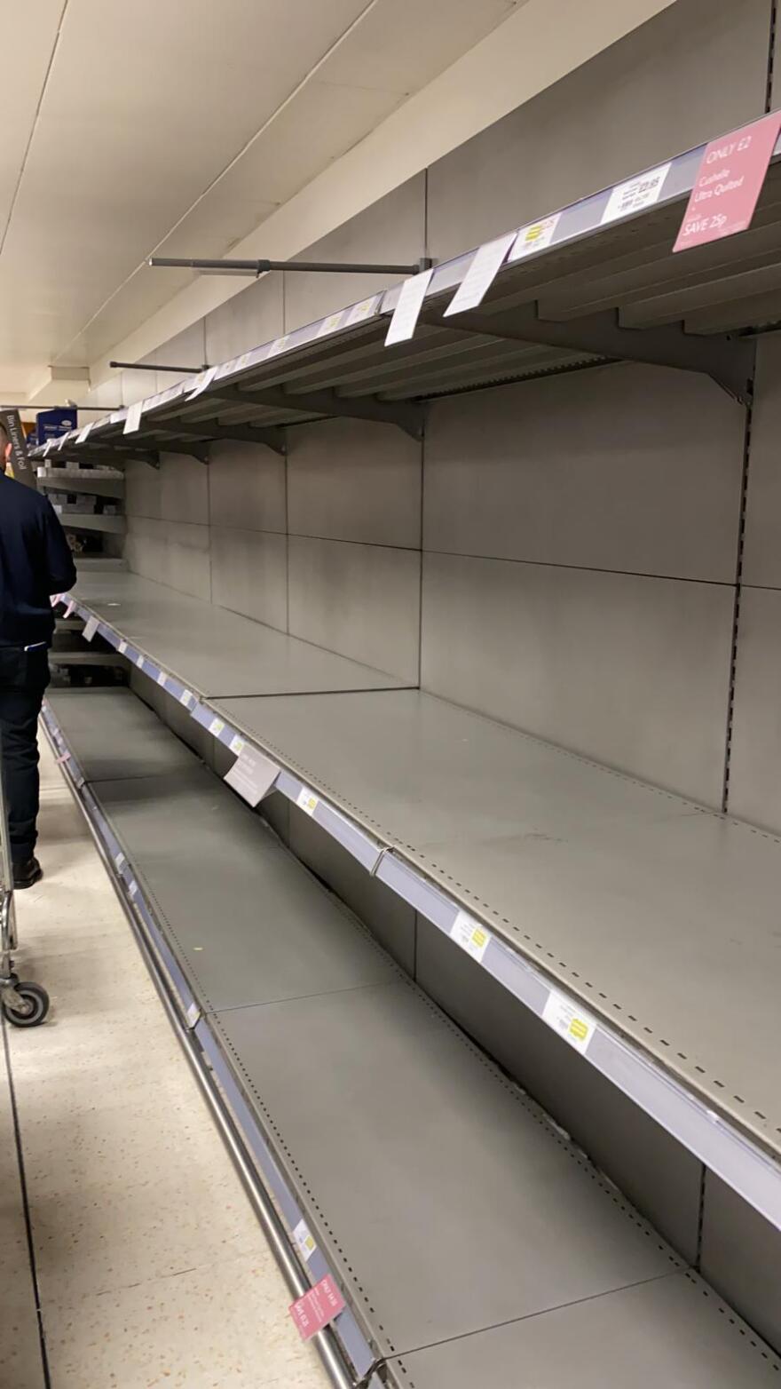 Κορωνοϊός: Παγκόσμιος «αγώνας» για τον περιορισμό της πανδημίας