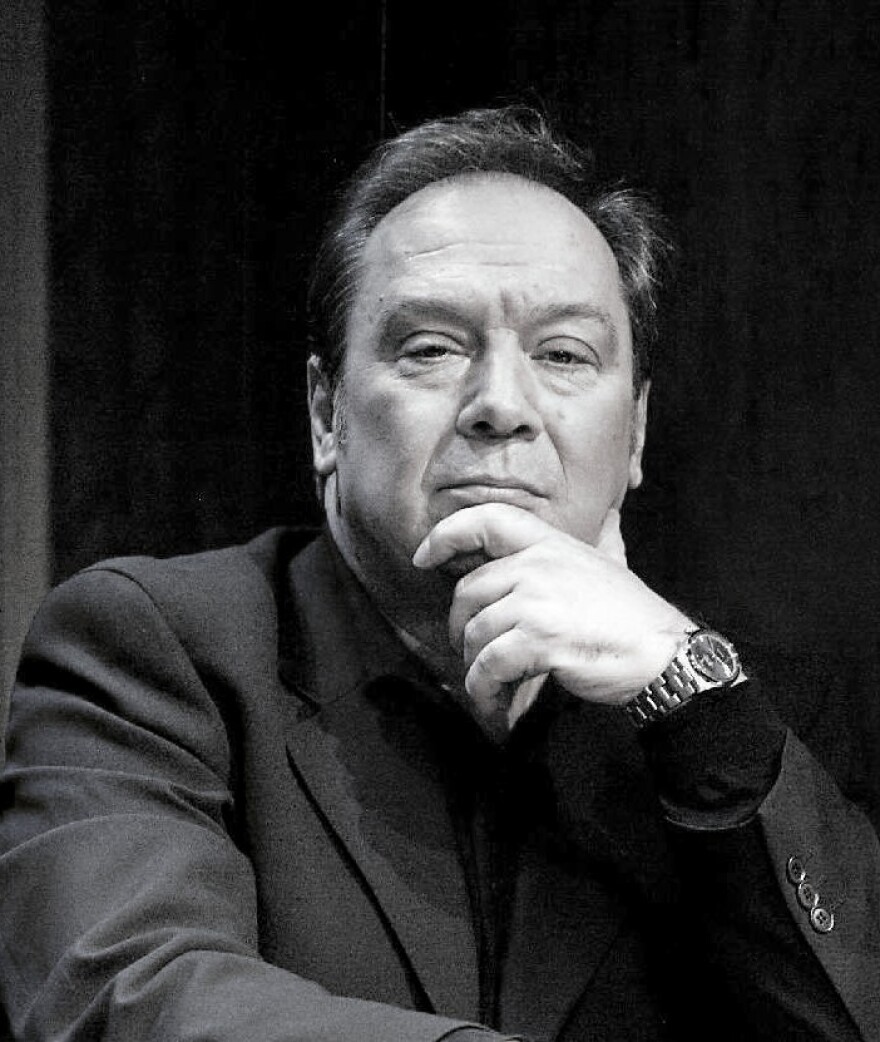 Σεμίνα Διγενή: Κυκλοφόρησε το νέο της βιβλίο με τίτλο «Οι Απείθαρχοι» 