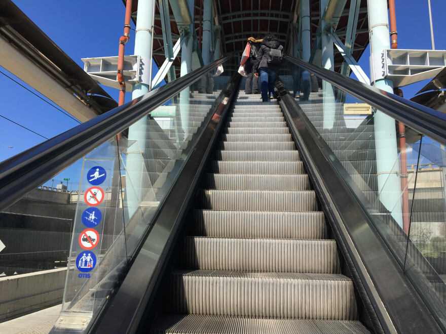 Κορωνοϊός: Άδειασαν τα Μέσα Μαζικής Μεταφοράς 