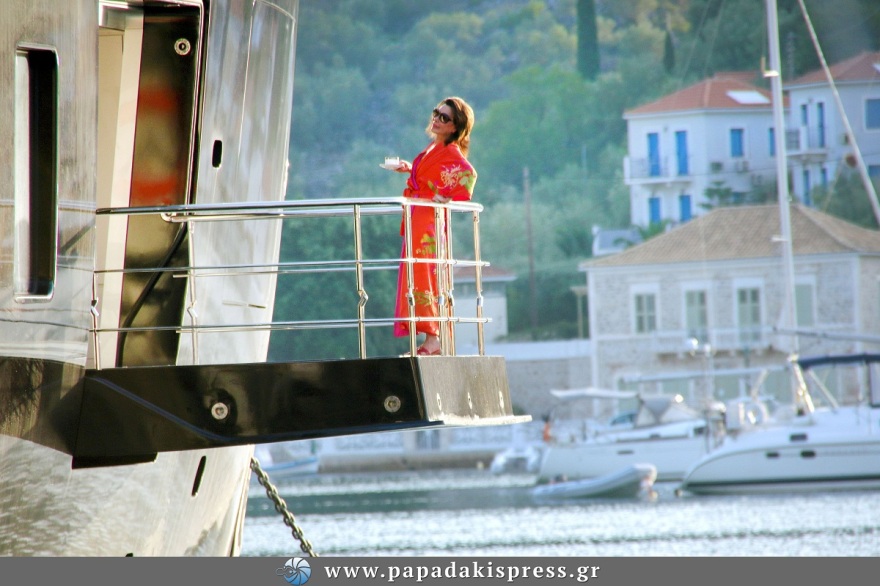 Θόδωρος Αγγελόπουλος: Πούλησε το «ΟΚΤΟ» 40 εκατ. ευρώ και πάει για το επόμενο