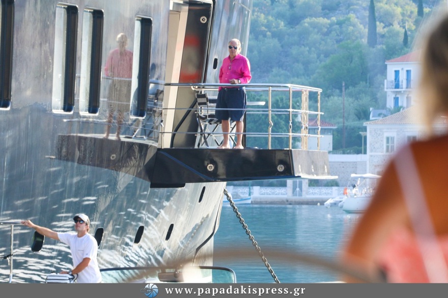 Θόδωρος Αγγελόπουλος: Πούλησε το «ΟΚΤΟ» 40 εκατ. ευρώ και πάει για το επόμενο