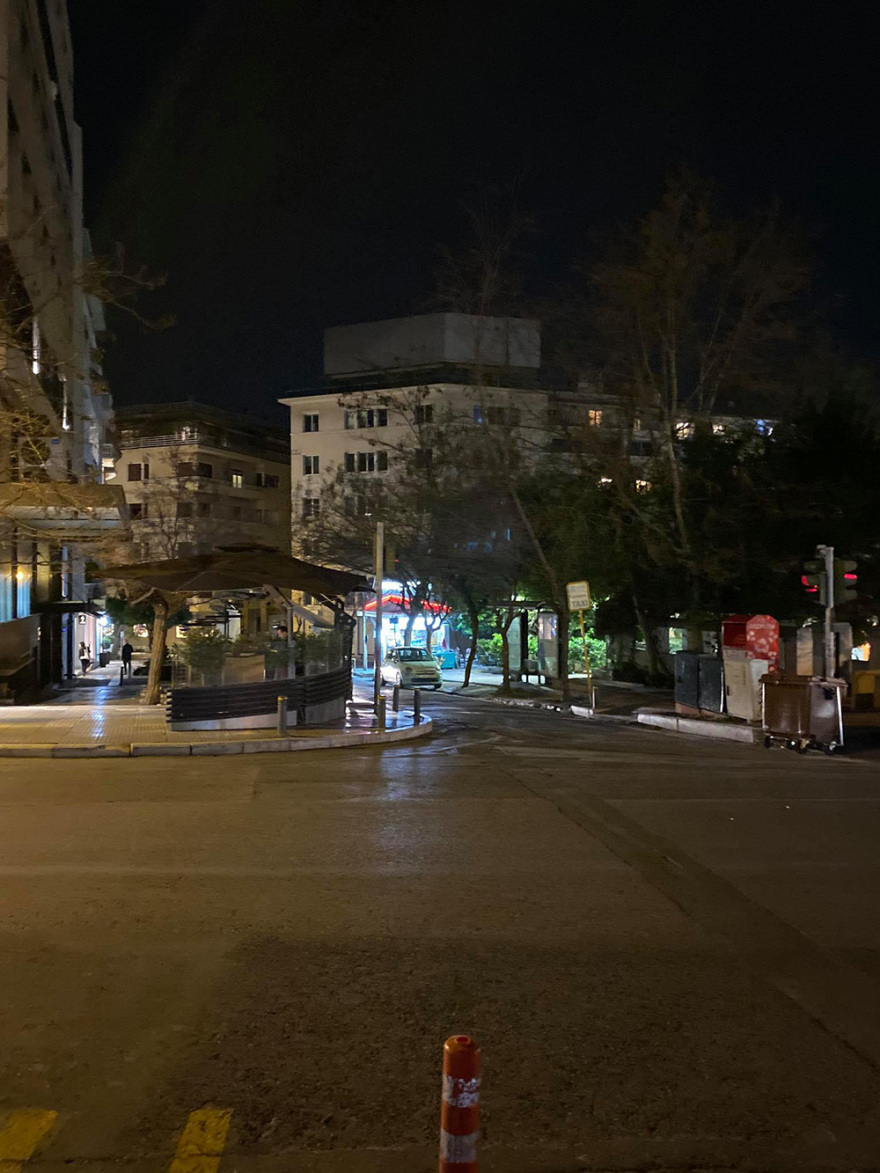 Κορωνοϊός... Σάββατο βράδυ: Πόλη-φάντασμα η Αθήνα
