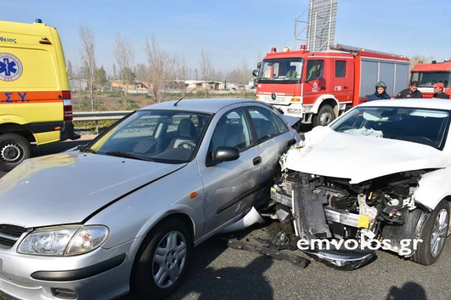 Εγνατία Οδός - Βίντεο, φωτογραφίες: Καραμπόλα οχημάτων έκλεισε και τα δύο ρεύματα - Δύο τραυματίες  