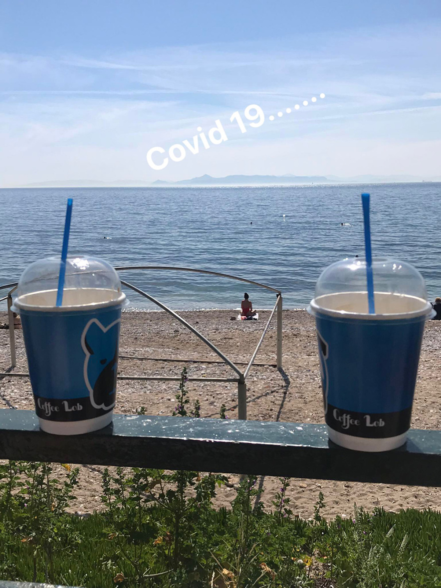 Κορωνοϊός: Γεμάτος ο Φλοίσβος - Αγνοούν τις συστάσεις οι Αθηναίοι!