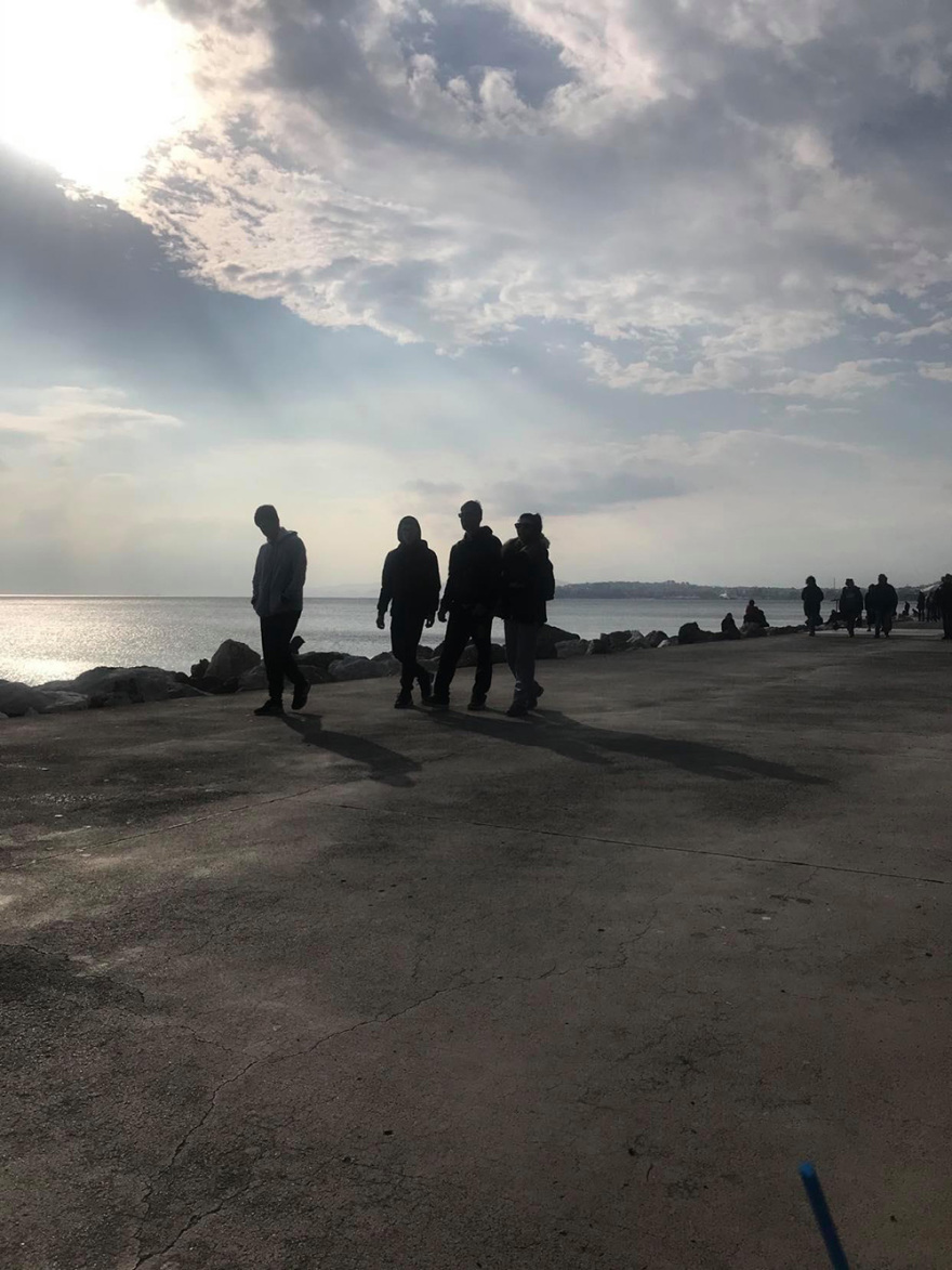 Κορωνοϊός: Γεμάτος ο Φλοίσβος - Αγνοούν τις συστάσεις οι Αθηναίοι!