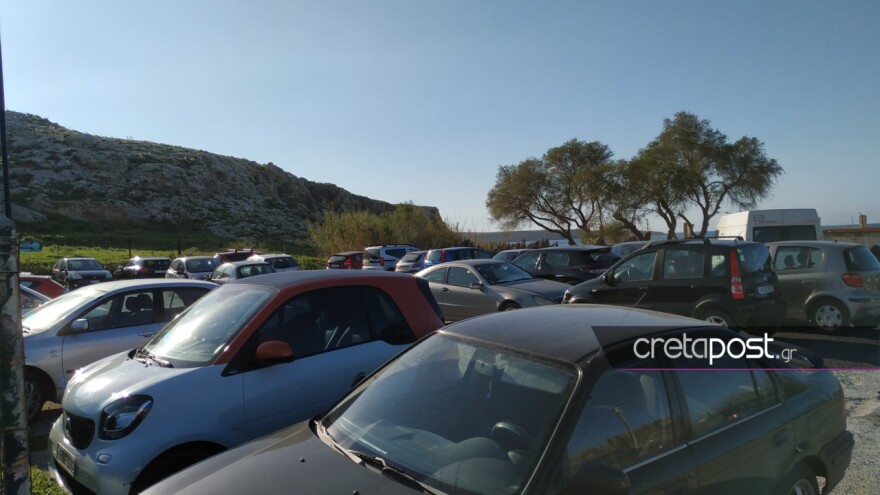 Κορωνοϊός: Η καραντίνα πήγε… παραλία στην Κρήτη