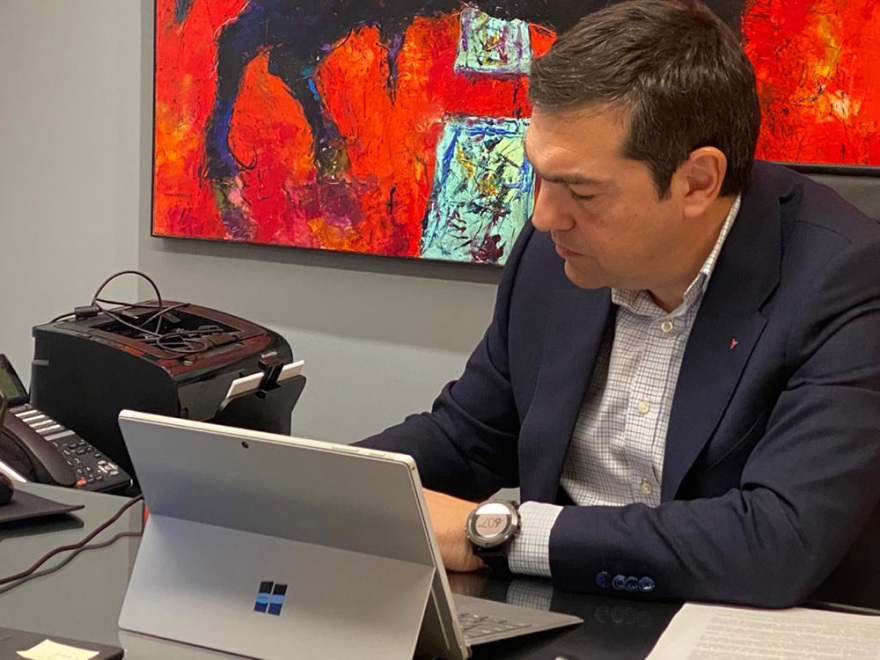 Κορωνοϊός: Τηλεδιάσκεψη Μητσοτάκη - Τσίπρα για την έξαρση του ιού