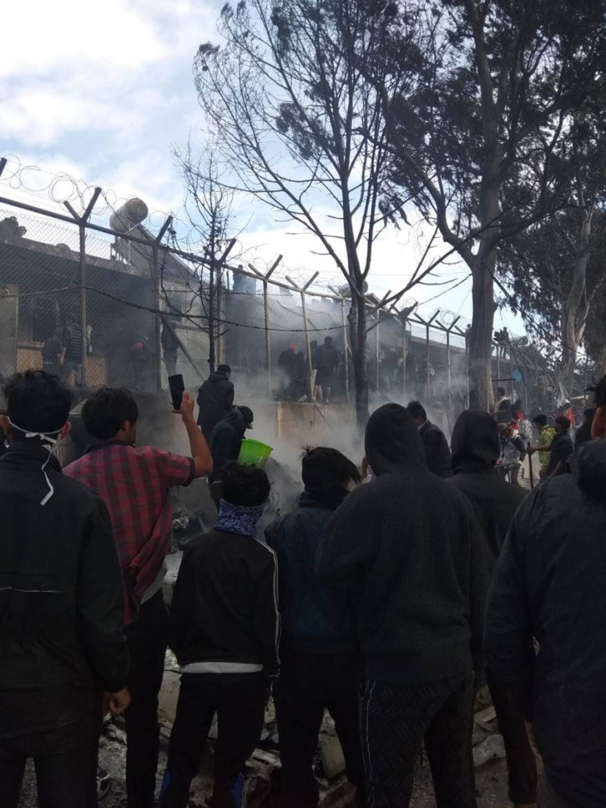 Μόρια: Νεκρό παιδί από τη μεγάλη φωτιά μέσα στο Κέντρο Υποδοχής και Ταυτοποίησης