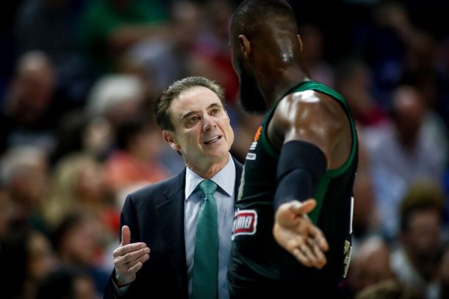 Πιτίνο: «Δεν πρόκειται να κοουτσάρω πουθενά, αν δεν τελειώσω με ΠΑΟ κι Εθνική!»