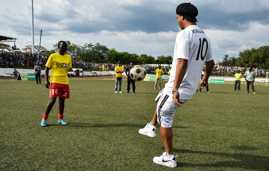 Ροναλντίνιο: Πώς το μαγικό δεκάρι έμεινε στον άσο