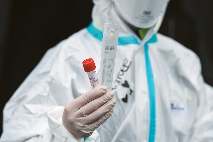 Κορωνοϊός: Τα πέντε εμβόλια και φάρμακα που έχουν τις περισσότερες ελπίδες για θεραπεία και προστασία