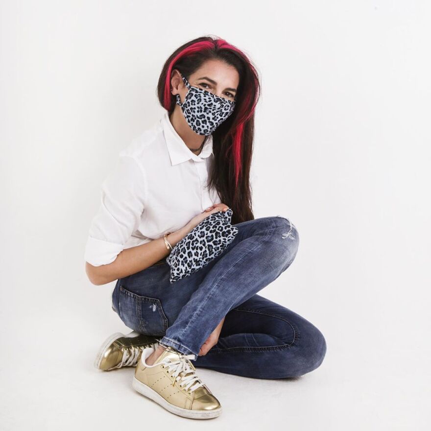 Κορωνοϊός - Αμάλ Αλαμουντίν: «Έκραξαν» την αδερφή της για τις ακριβές μάσκες που πουλάει 