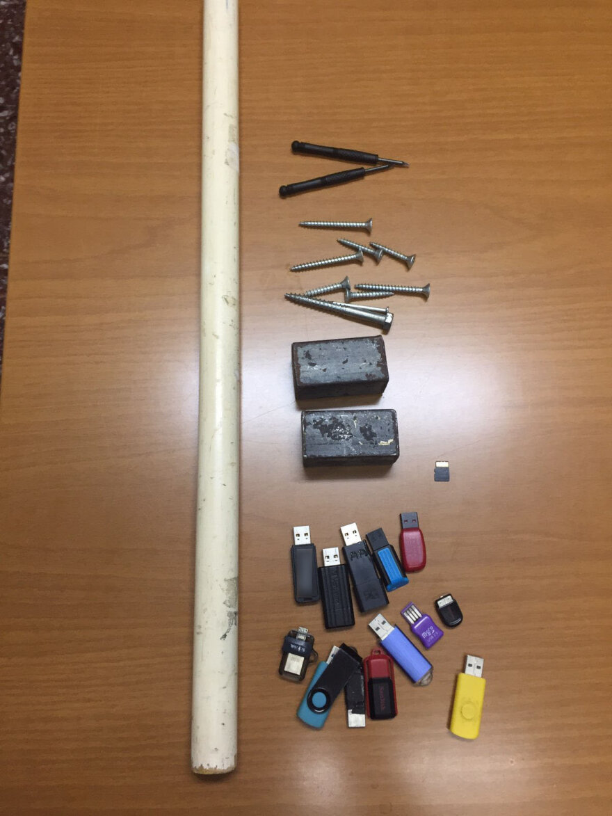 Φυλακές Κορυδαλλού: Nέα έφοδος - Από μαχαίρια μέχρι φιάλη ποτού