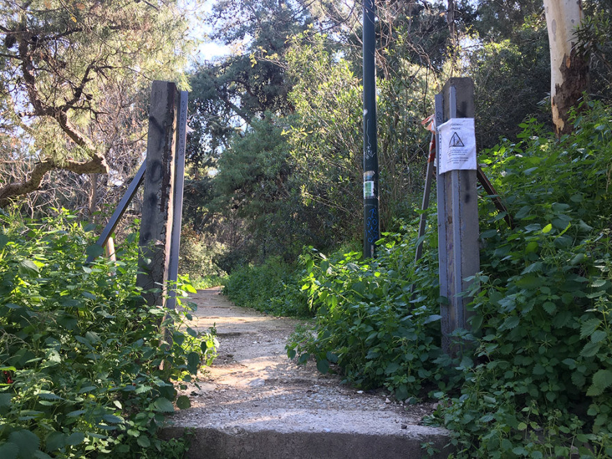 Κορωνοϊός - Φωτογραφίες: Κλειστό το Πεδίον του Άρεως, ελάχιστος κόσμος στα άλλα πάρκα της Αθήνας