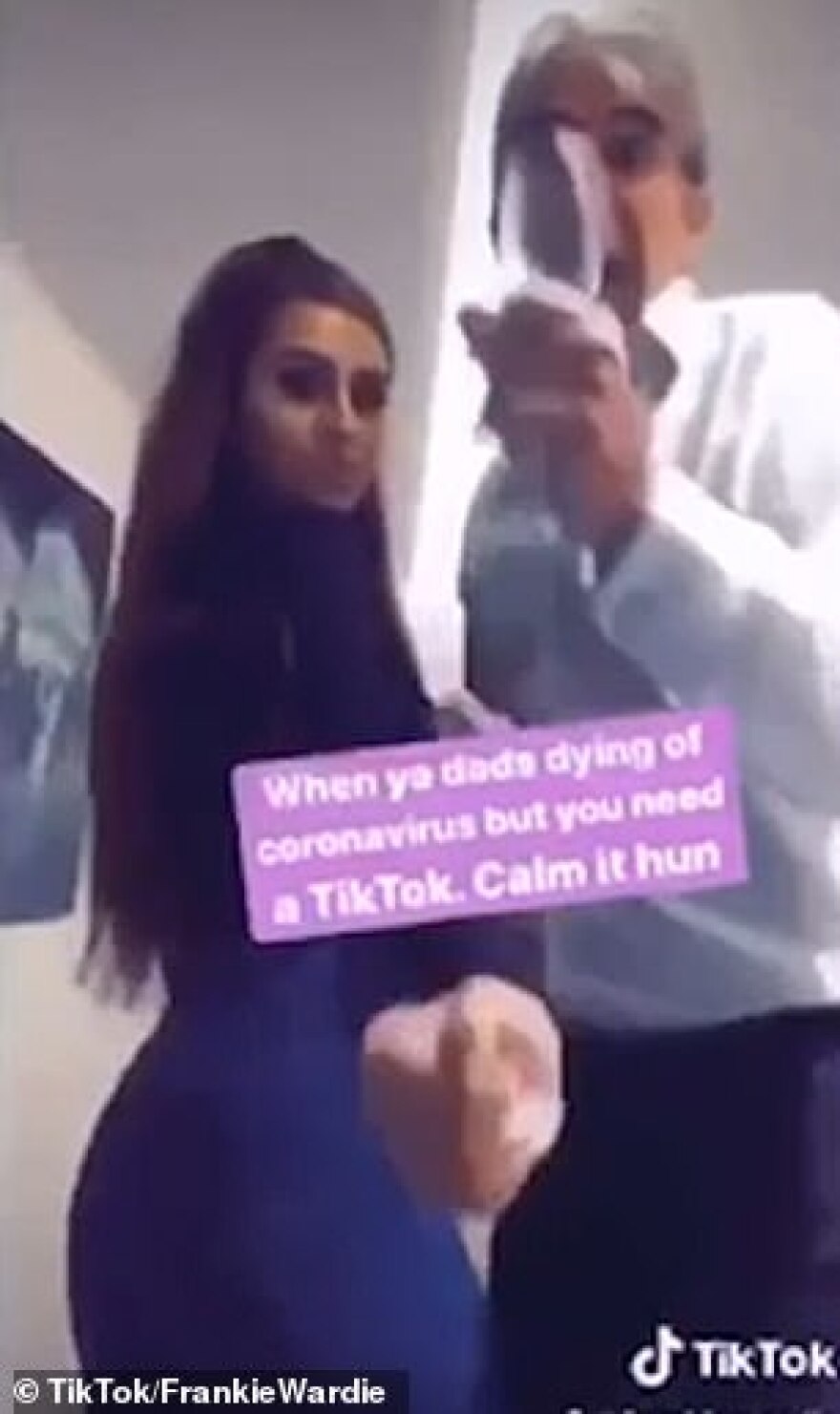 Κορωνοϊός-Βρετανία: Ο CEO του Harrods κάνει πλάκα με τον ιό σε βίντεο και προκαλεί οργισμένες αντιδράσεις