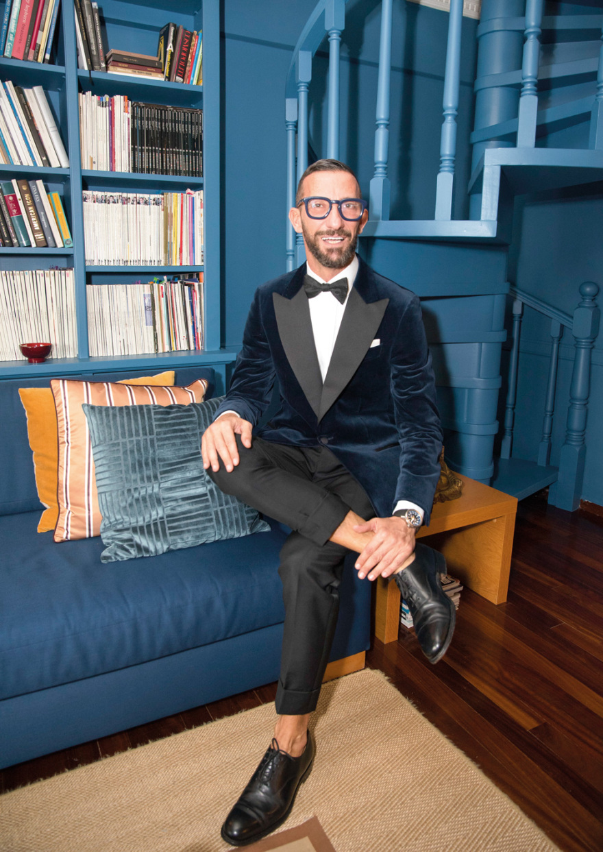 Κορωνοϊός - Πώς... «Μένουμε Σπίτι»; 16 διάσημοι απαντούν