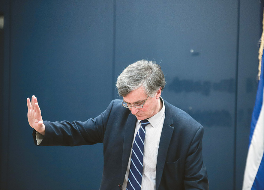 Σωτήρης Τσιόδρας στο ΘΕΜΑ: Είναι σαν να είσαι στο φυλάκιο και να περιμένεις τον εχθρό 