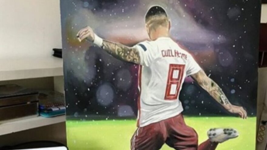 Ολυμπιακός: Ο Γκιγιέρμε έγινε κεντρικό θέμα σε πίνακα ζωγραφικής