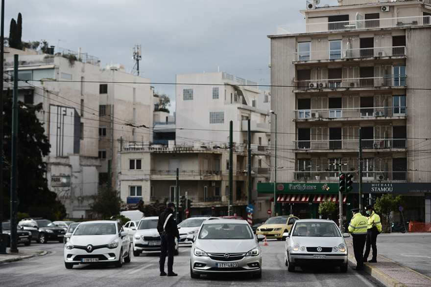 Απαγόρευση κυκλοφορίας: Εικόνα συμμόρφωσης στην πρεμιέρα – Νέες διευκρινίσεις για τις μετακινήσεις