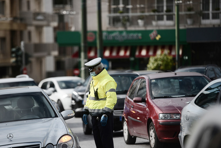 Απαγόρευση κυκλοφορίας: Εικόνα συμμόρφωσης στην πρεμιέρα – Νέες διευκρινίσεις για τις μετακινήσεις