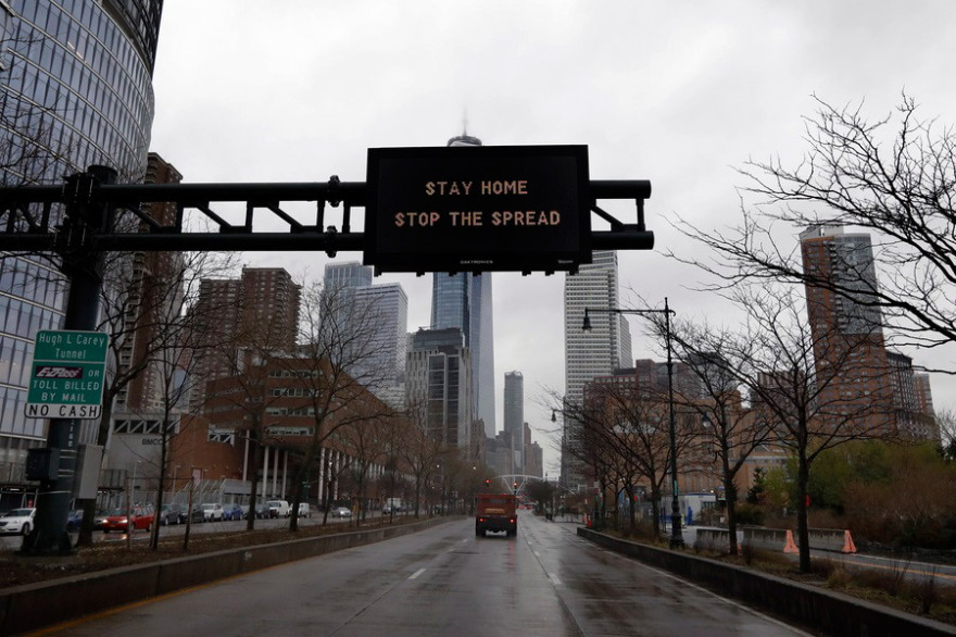 Κορωνοϊός - ΗΠΑ: Πάνω από 200 θάνατοι σε μια μέρα - Η Νέα Υόρκη το επίκεντρο - 60.000 κρούσματα