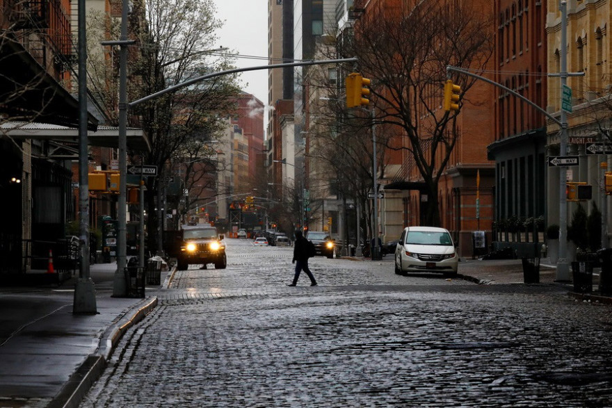 Κορωνοϊός - ΗΠΑ: Πάνω από 200 θάνατοι σε μια μέρα - Η Νέα Υόρκη το επίκεντρο - 60.000 κρούσματα