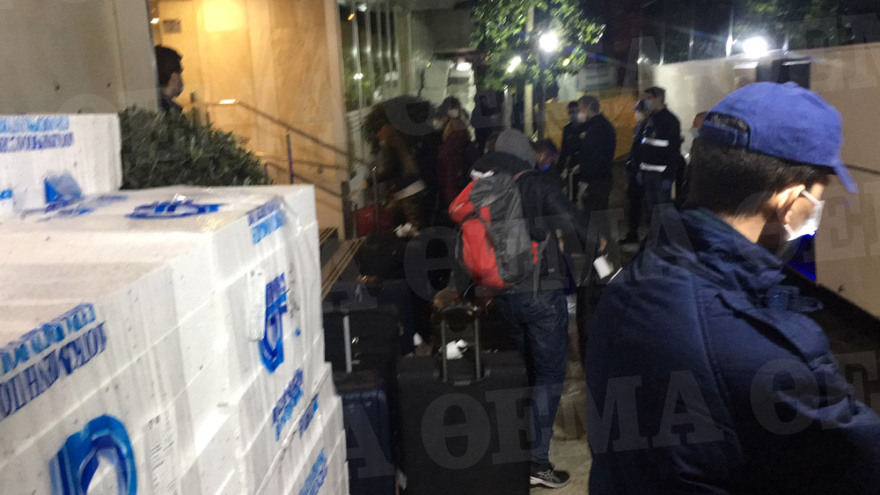 Κορωνοϊός: Επέστρεψαν οι Έλληνες επιβάτες από Κωνσταντινούπολη - Σε καραντίνα σε ξενοδοχείο