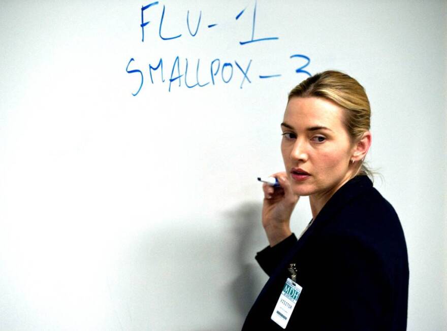 «Contagion»: Γιατί να (μη) δεις την ανατριχιαστικά «προφητική» ταινία