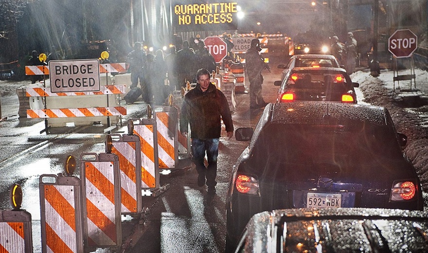 «Contagion»: Γιατί να (μη) δεις την ανατριχιαστικά «προφητική» ταινία