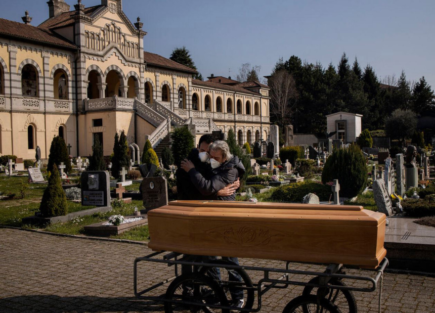 Κορωνοϊός: Το συγκλονιστικό οδοιπορικό των New York Times στο Μπέργκαμο