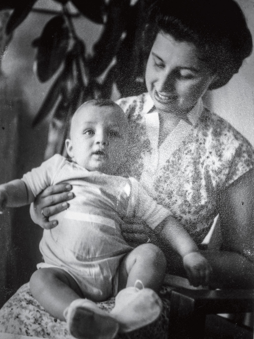 «Ελευθερία» Λάρισας: Μητέρα (Δανάη) στον γιο (Γιώργο) Δημητρακόπουλο: «Έχω κι εγώ εναν γιο, τον Γιώργο μου...» 