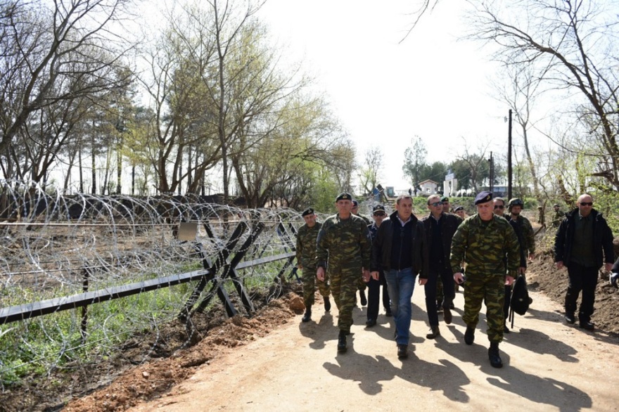 Παναγιωτόπουλος από τον Έβρο: «Δεν λήγει ο συναγερμός, οι δυνάμεις παραμένουν σε εγρήγορση»