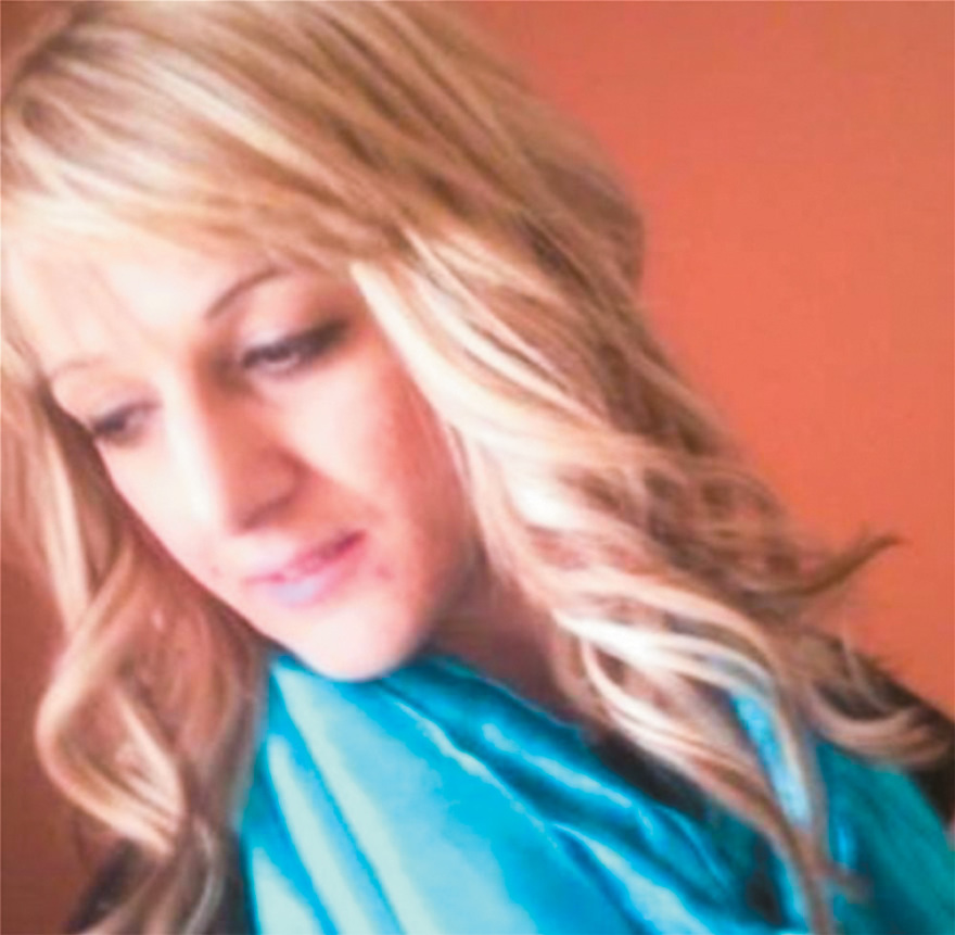 Έγκλημα στην Κηφισιά: Είπε στη μητέρα του «Πάω βόλτα» και σκότωσε τη σύζυγο και τη φίλη της