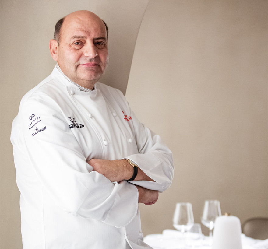 «Πώς ο κορωνοϊός άλλαξε τη ζωή μας»: Προσωπικότητες από όλο τον κόσμο περιγράφουν τη... νέα ζωή τους