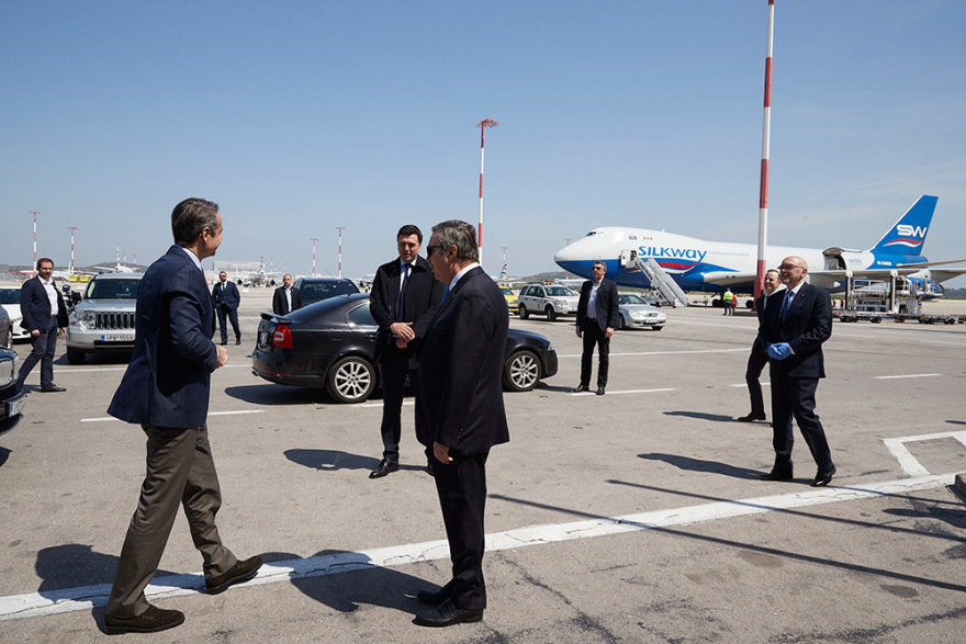 Κορωνοϊός: Παρελήφθησαν οι 13,5 εκατομμύρια μάσκες από το Ίδρυμα Ωνάση