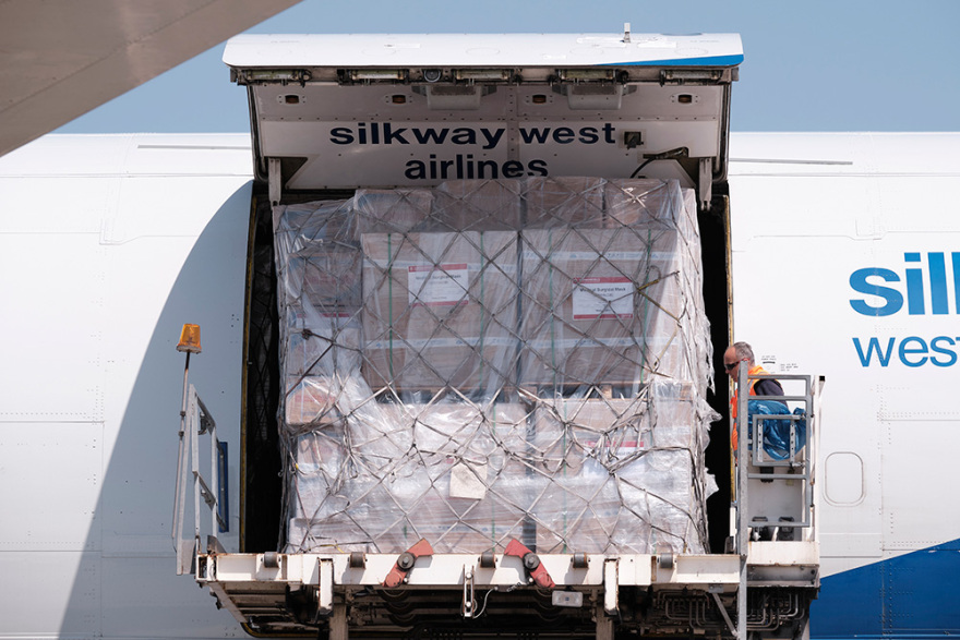 Κορωνοϊός: Παρελήφθησαν οι 13,5 εκατομμύρια μάσκες από το Ίδρυμα Ωνάση