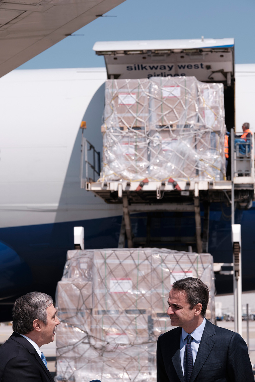 Κορωνοϊός: Παρελήφθησαν οι 13,5 εκατομμύρια μάσκες από το Ίδρυμα Ωνάση