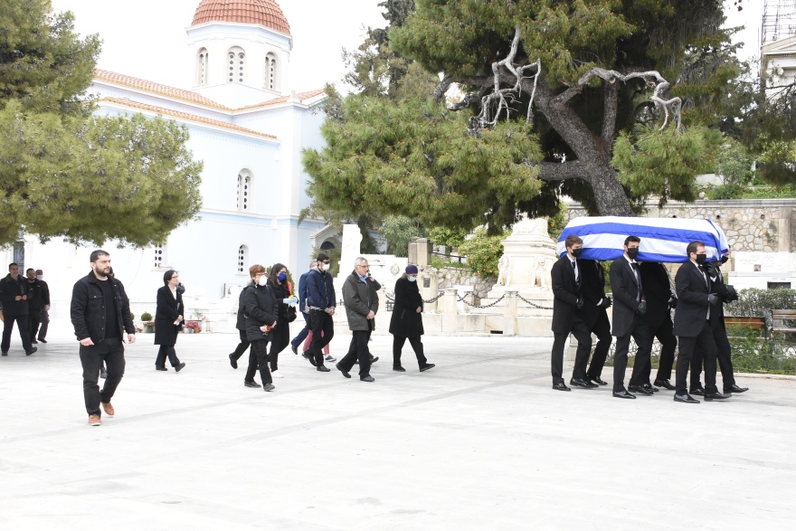 Μανώλης Γλέζος: Αντίο στον «τελευταίο παρτιζάνο της Ευρώπης»