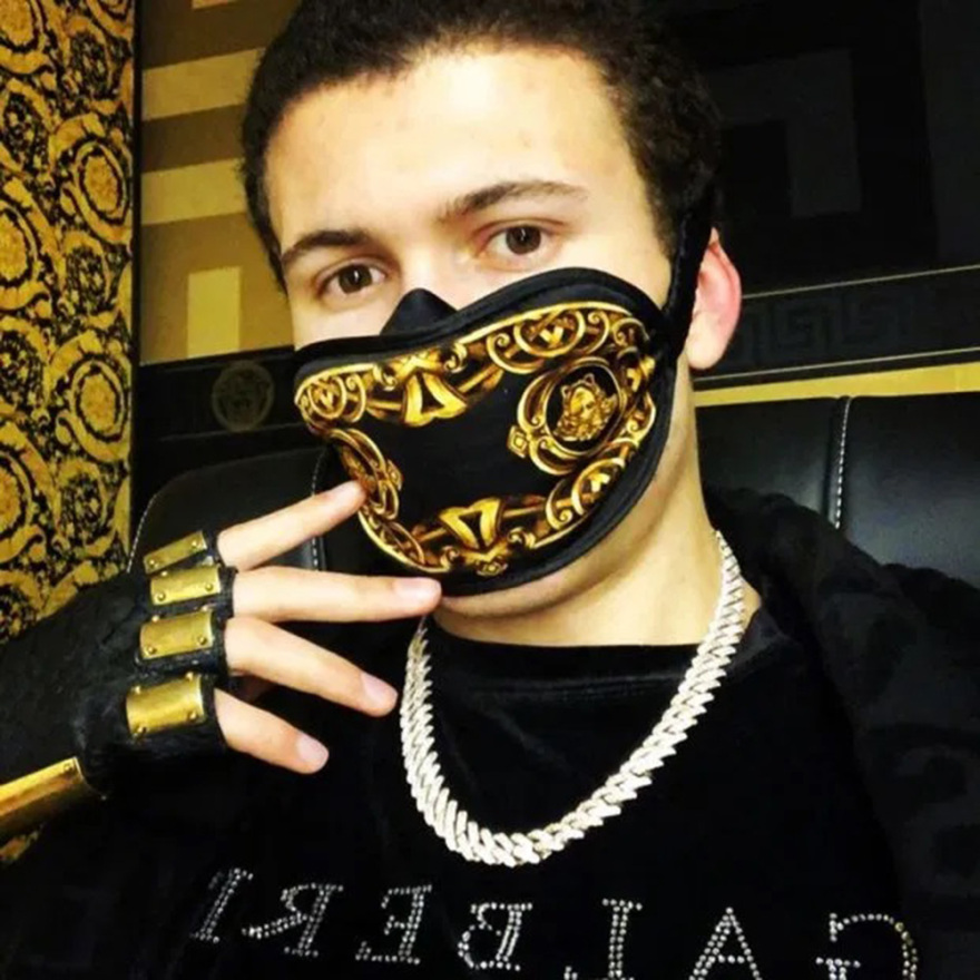 Κορωνοϊός: Πλουσιόπαιδα σε καραντίνα… επίδειξης 