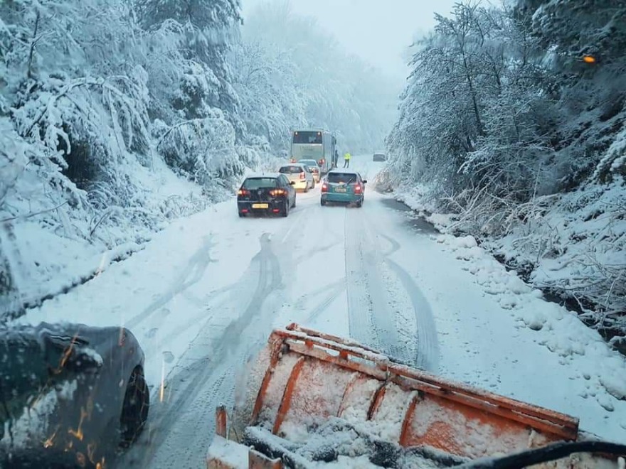 Καιρός: Στα «λευκά» η Βόρεια Ελλάδα - Δείτε φωτογραφίες και βίντεο  