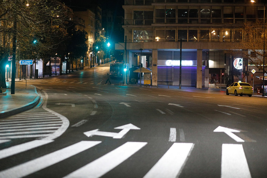 Κορωνοϊός: «Η Ελλάδα πήρε εγκαίρως αυστηρά μέτρα» γράφουν New York Times και Washington Post