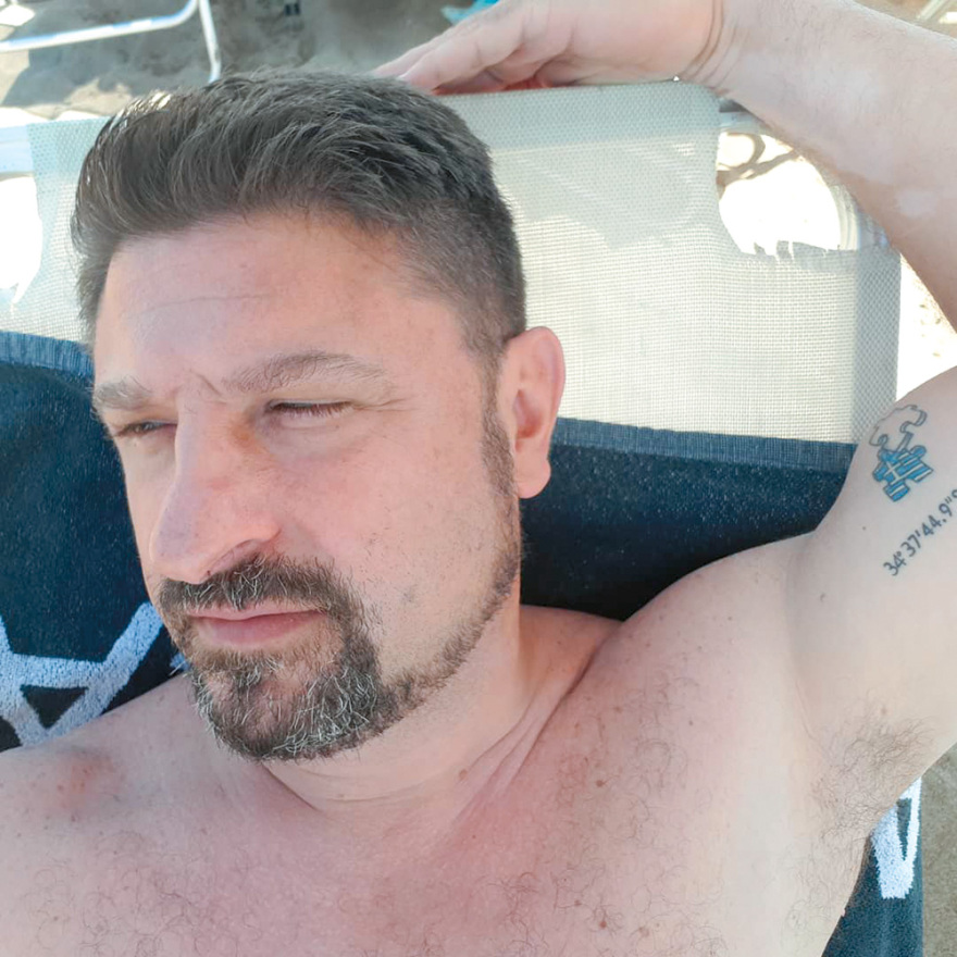 Νίκος Χαρδαλιάς: Το life story ενός ανθρώπου της διπλανής πόρτας