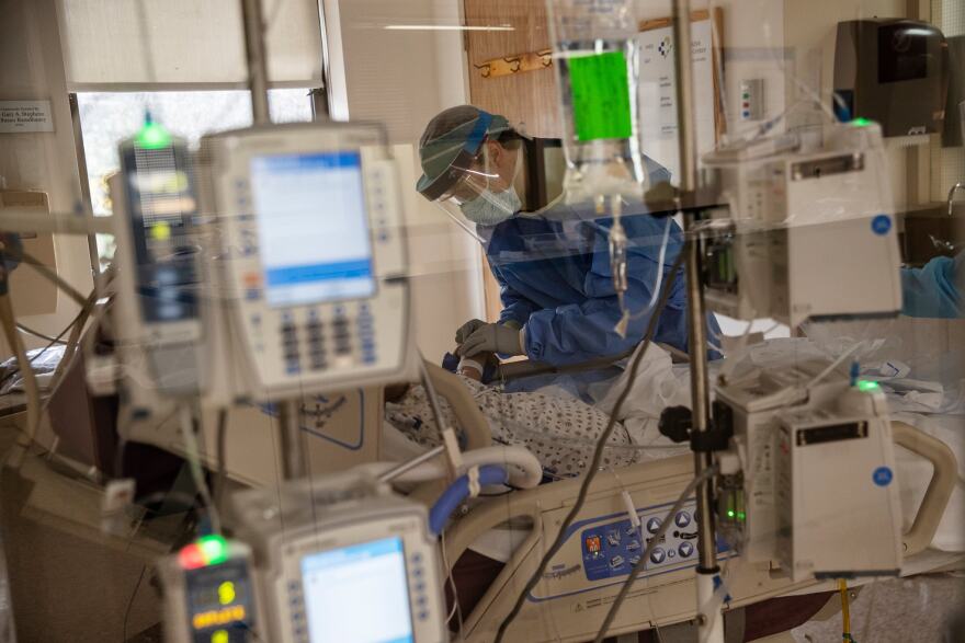 Κορωνοϊός: Μέσα στην κόλαση ενός νοσοκομείου της Νέας Υόρκης