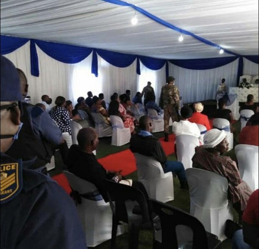 Κορωνοϊός - Νότια Αφρική: Χειροπέδες σε νύφη, γαμπρό, παπά και καλεσμένους για παραβίαση καραντίνας