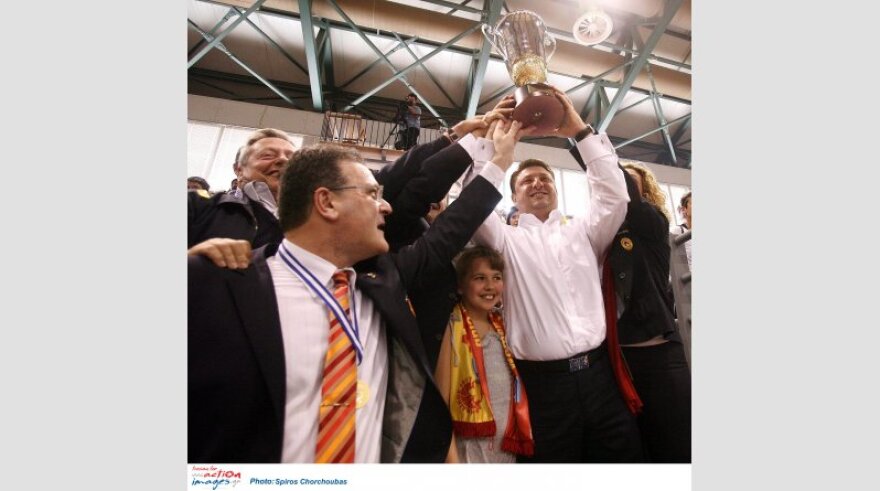 Όταν ο Αθηναϊκός σήκωνε το EuroCup με πρόεδρο τον Νίκο Χαρδαλιά